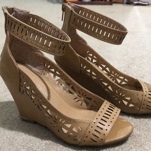 Tan wedges from Mod Cloth